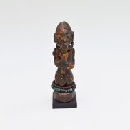 Yoruba-carved-figure