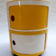 kartell,