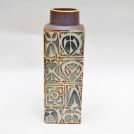 Royal-Copenhagen-pottery,