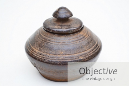 Afghan-tobacco-container