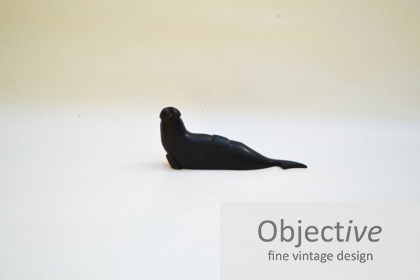 inuit-stone-sculpture
