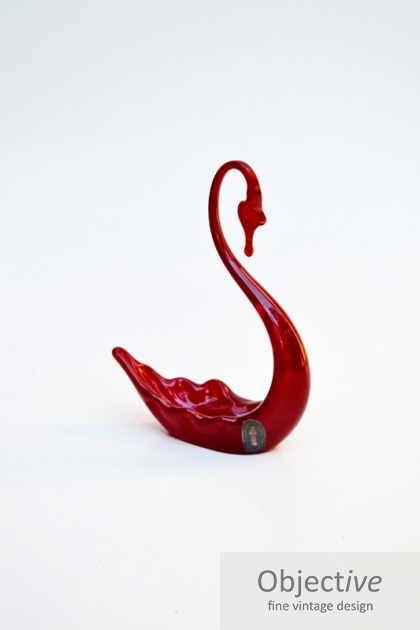 Whitefriers-swan.