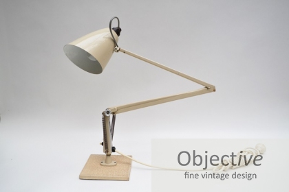 Planet-Lamp, Studio-K, Desk-Lamp, Planet-studio-K-desk-lamp