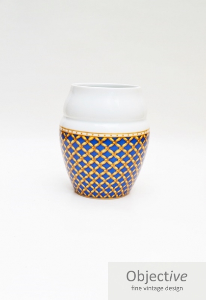 Royal-Copenhagen-pottery, 678