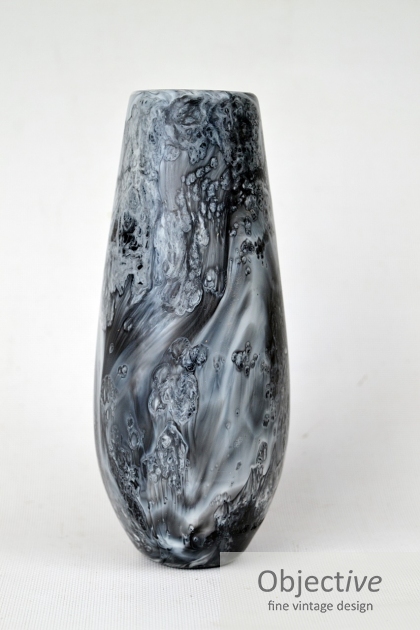 Dinosaur_Design, ‘Black-Marble’-Vase, 